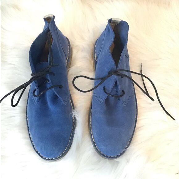 Barney’s Blue suede booties - Picture 1 of 4